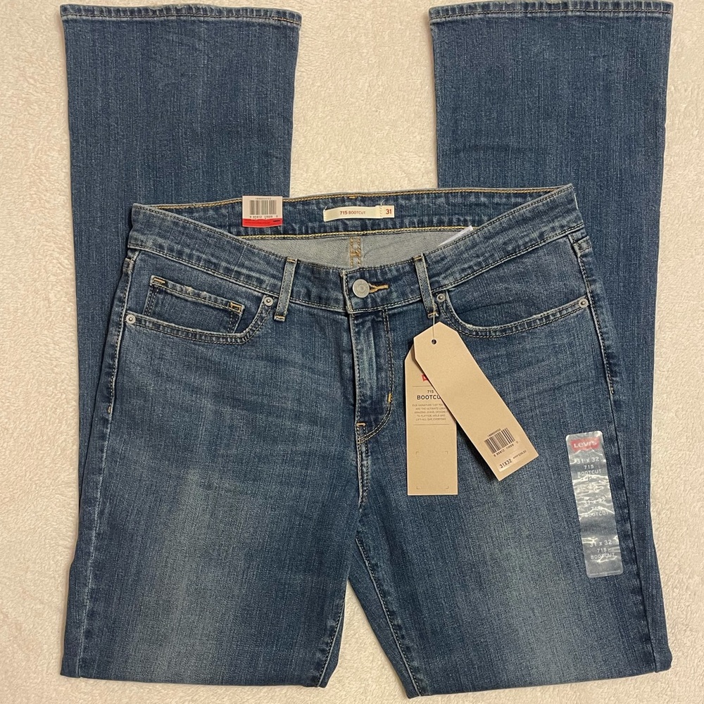 NEW with tag - Levi’s Strauss & Co. 715 women’s denim jeans.
